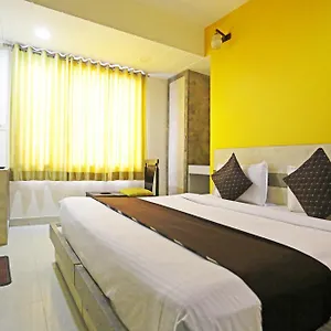 Отель Star Inn-near Delhi Airport